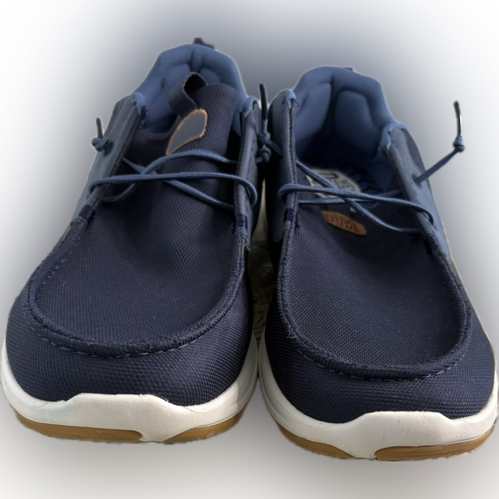 Hey Dude Navy and White Shoes men’s 14 Wally Drift Mesh